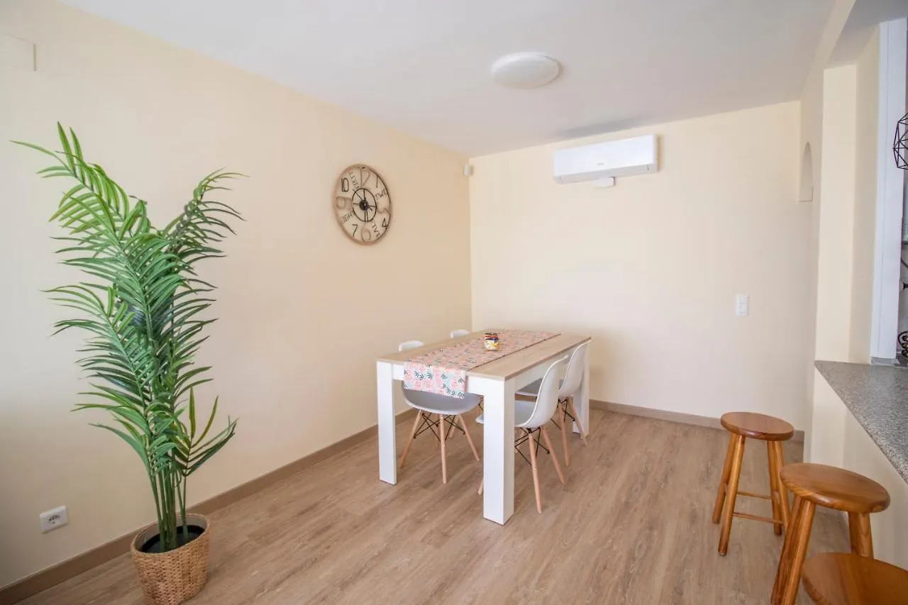 Aqua - Apartamento A 250M Playa La Pineda 0*,